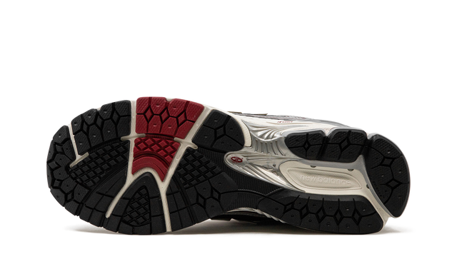 New Balance 1906R "Silver / Crimson"